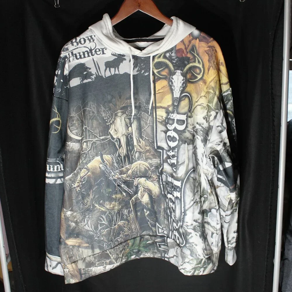 Bow Hunter Camo Hoodie - Size XL - Picture 1 of 6
